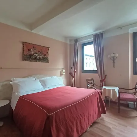 A View Oda ve Kahvaltı