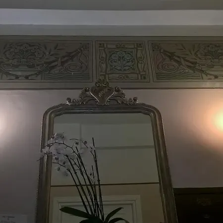 Bed & Breakfast A View 4*