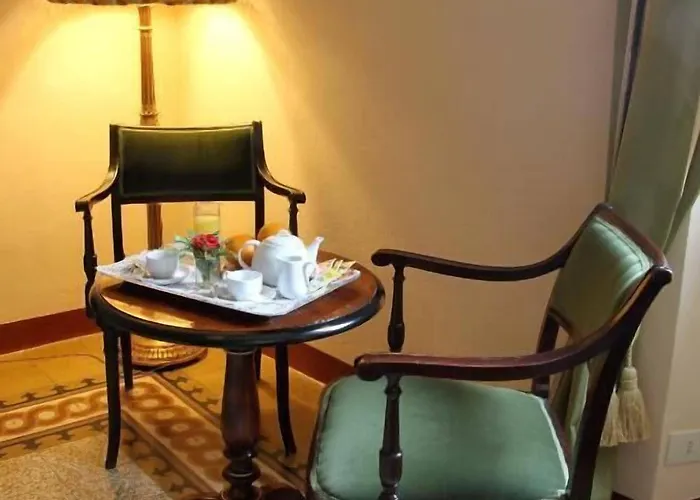 A View Oda ve Kahvaltı 4*