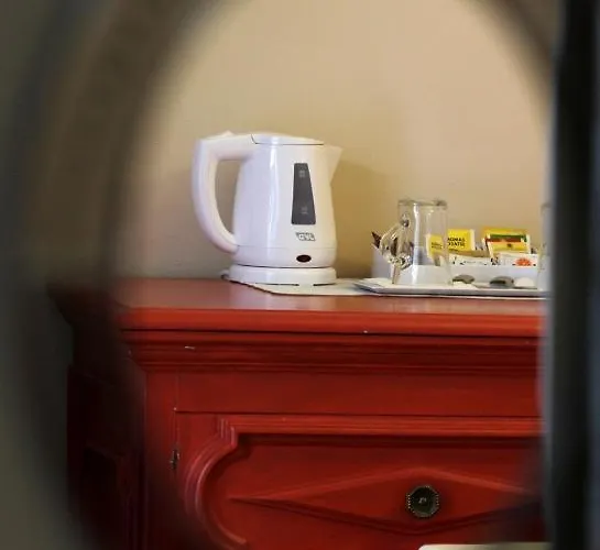 Oda ve Kahvaltı A View 4*